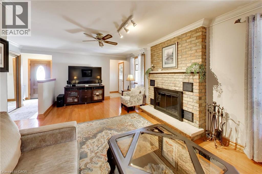 223 Margaret Avenue, Stoney Creek, Ontario  L8E 2J1 - Photo 7 - 40833594