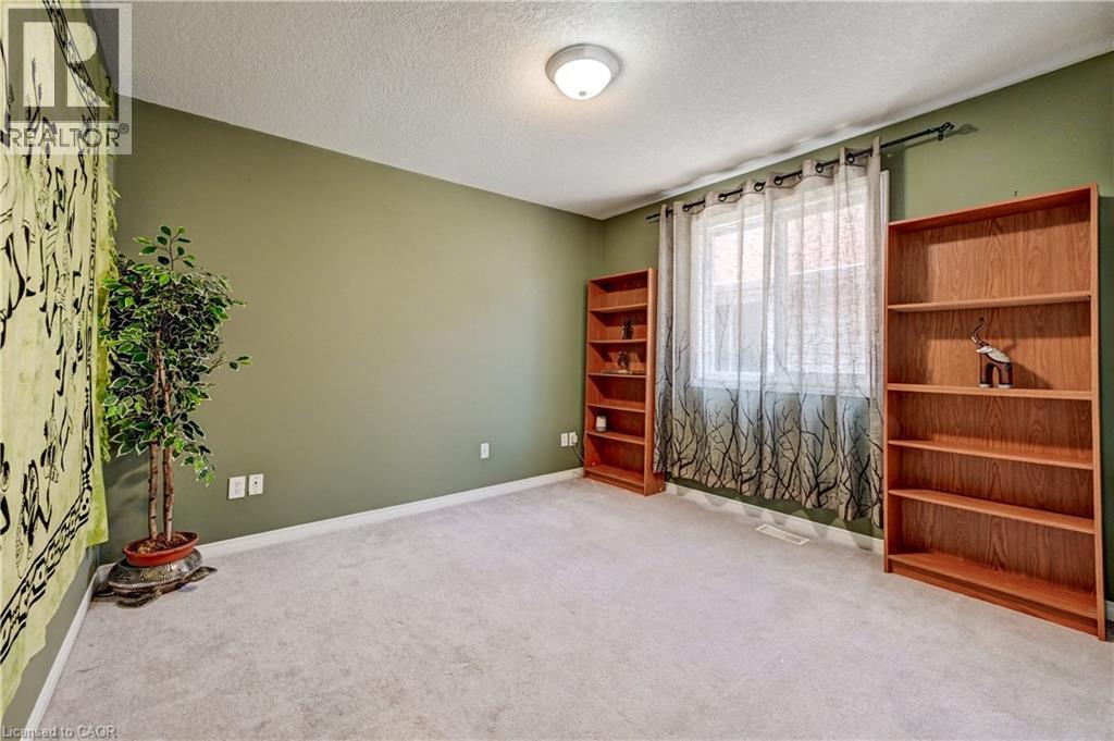 699 Commonwealth Crescent, Kitchener, Ontario  N2E 4J8 - Photo 21 - 40838026