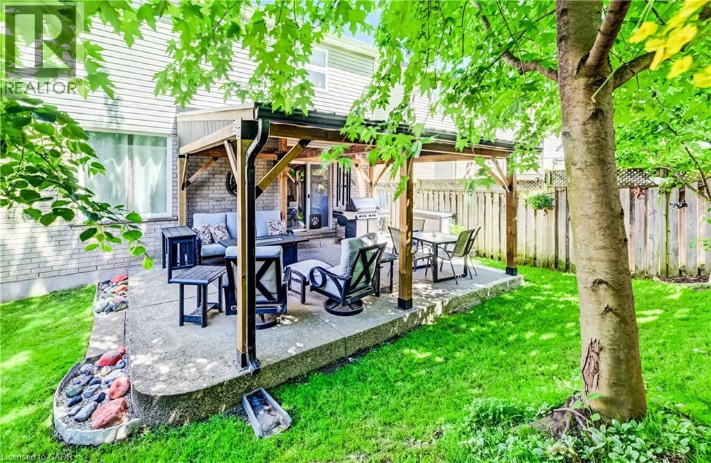 699 Commonwealth Crescent, Kitchener, Ontario  N2E 4J8 - Photo 35 - 40838026