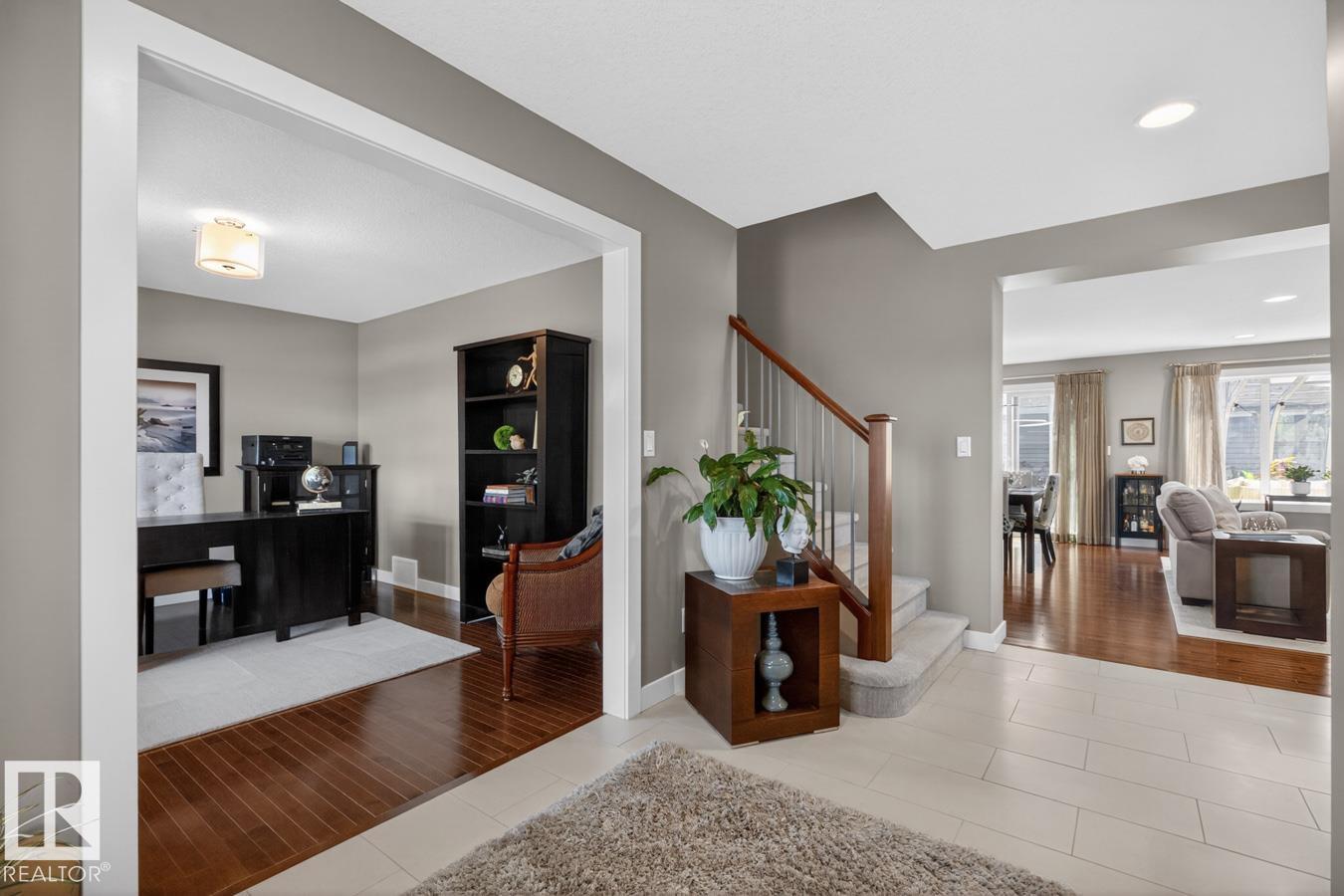 84 Clearwater Ln, Sherwood Park, Alberta  T8H 0B2 - Photo 3 - E4492613