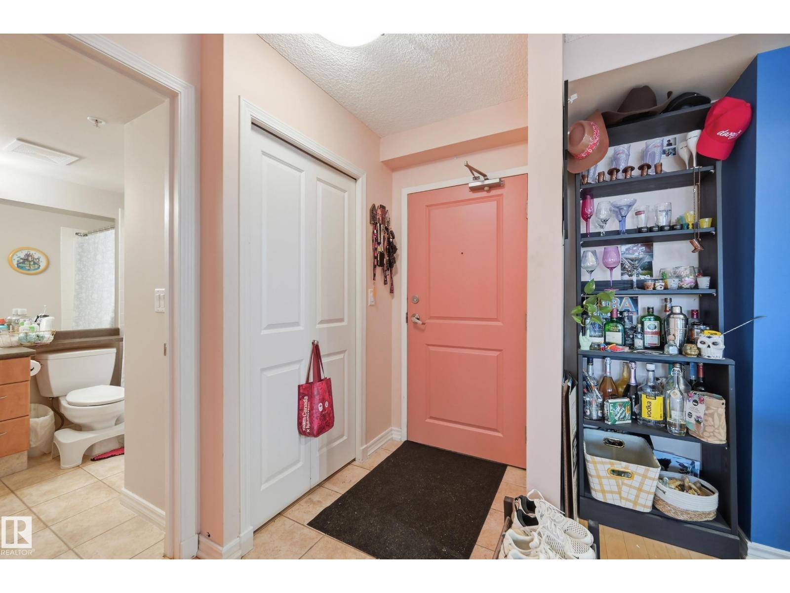 #402 10303 105 St Nw, Edmonton, Alberta  T5Y 5G3 - Photo 3 - E4492614