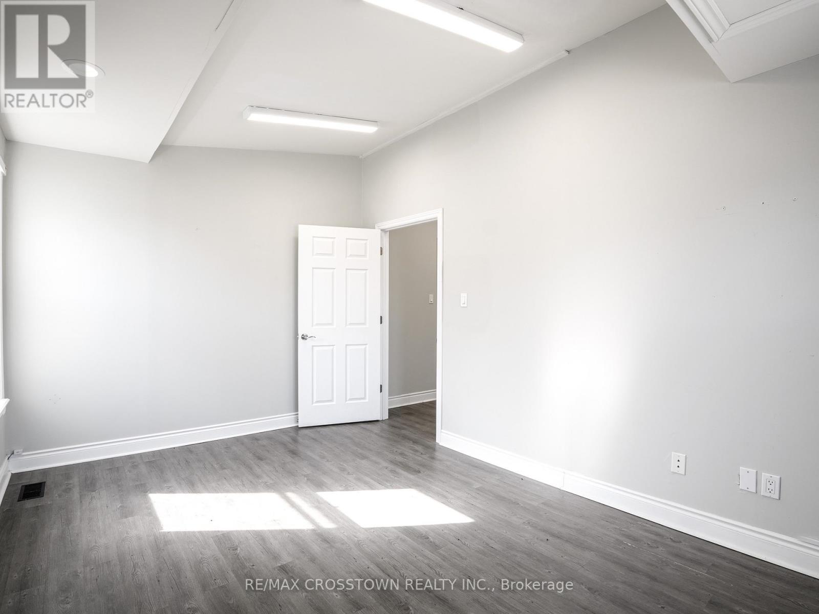 178 Dunlop Street W, Barrie, Ontario  L4N 1B3 - Photo 23 - S13414730