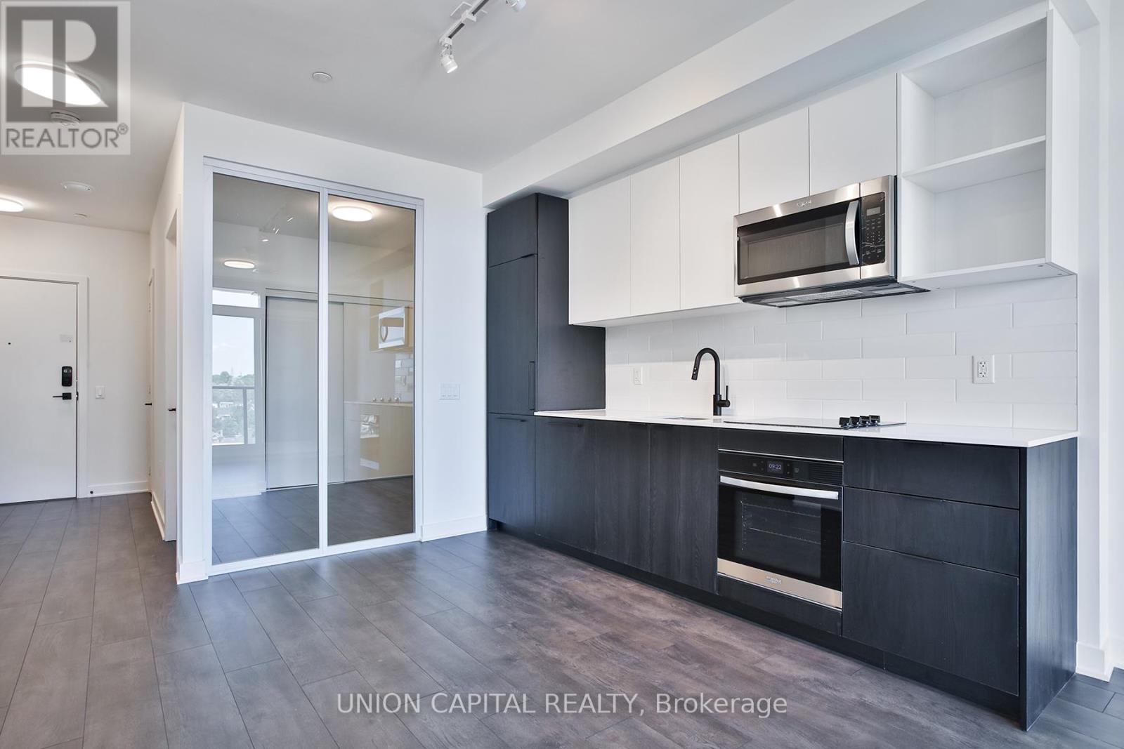 717 - 1185 Dupont Street, Toronto, Ontario  M6H 0G5 - Photo 8 - W13420798