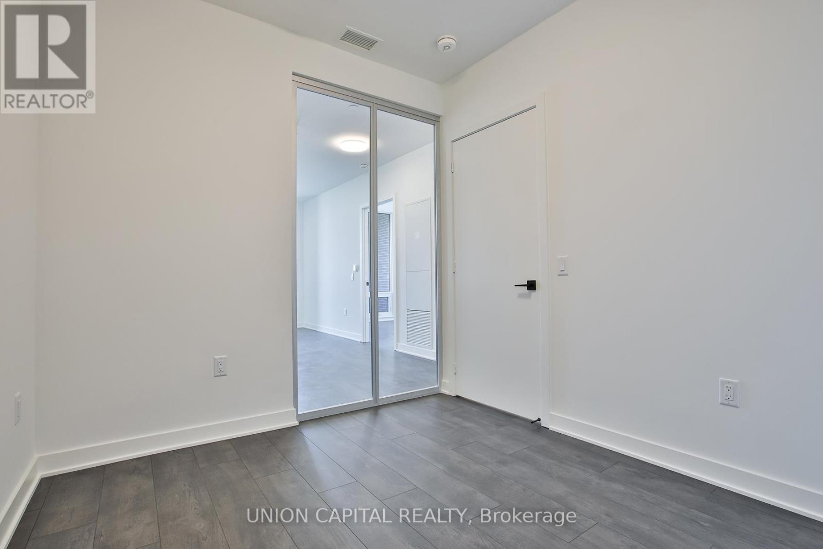 717 - 1185 Dupont Street, Toronto, Ontario  M6H 0G5 - Photo 9 - W13420798