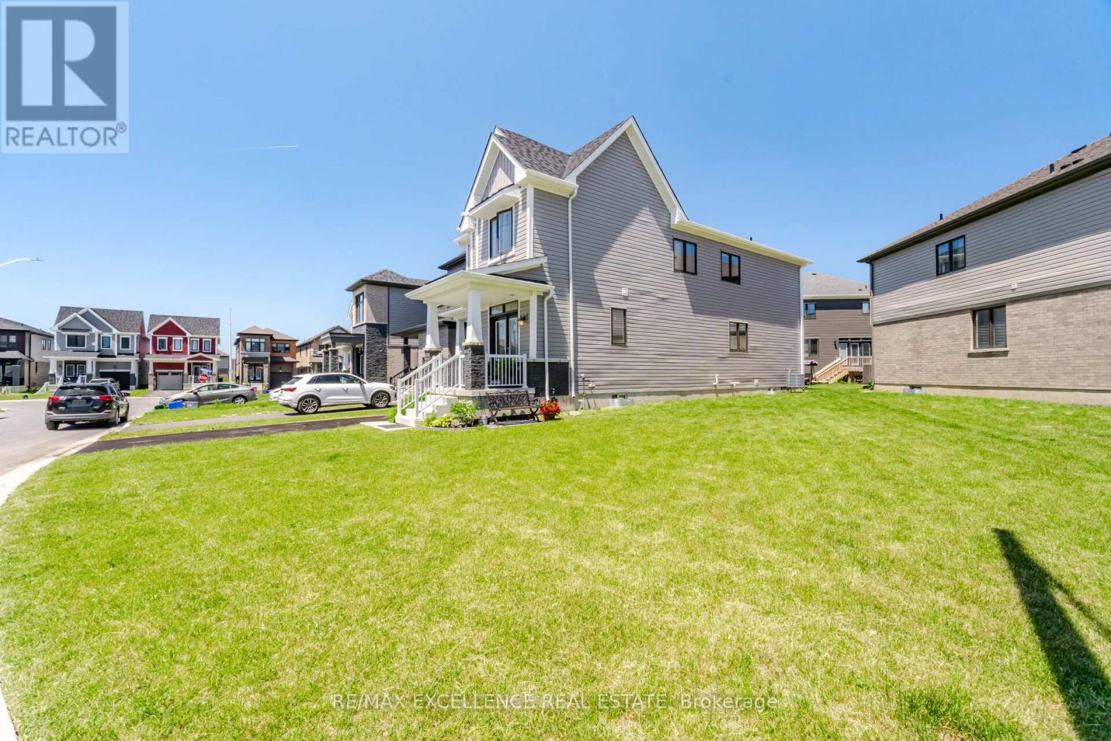 12 Selection Heights, Thorold, Ontario  L2V 0P3 - Photo 2 - X13420724