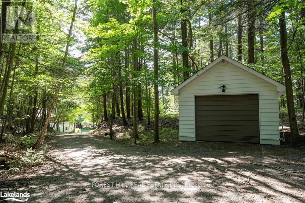 1004 Old Township Road, Muskoka Lakes, Ontario  P0B 1J0 - Photo 13 - X13420790
