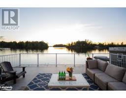 1004 OLD TOWNSHIP ROAD, Muskoka Lakes, Ontario