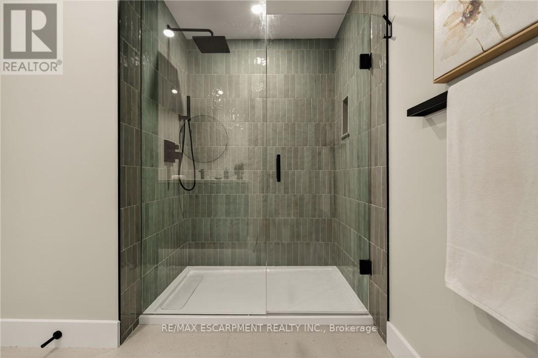 274 Mountain Brow Boulevard, Hamilton, Ontario  L8T 1A6 - Photo 38 - X13420926