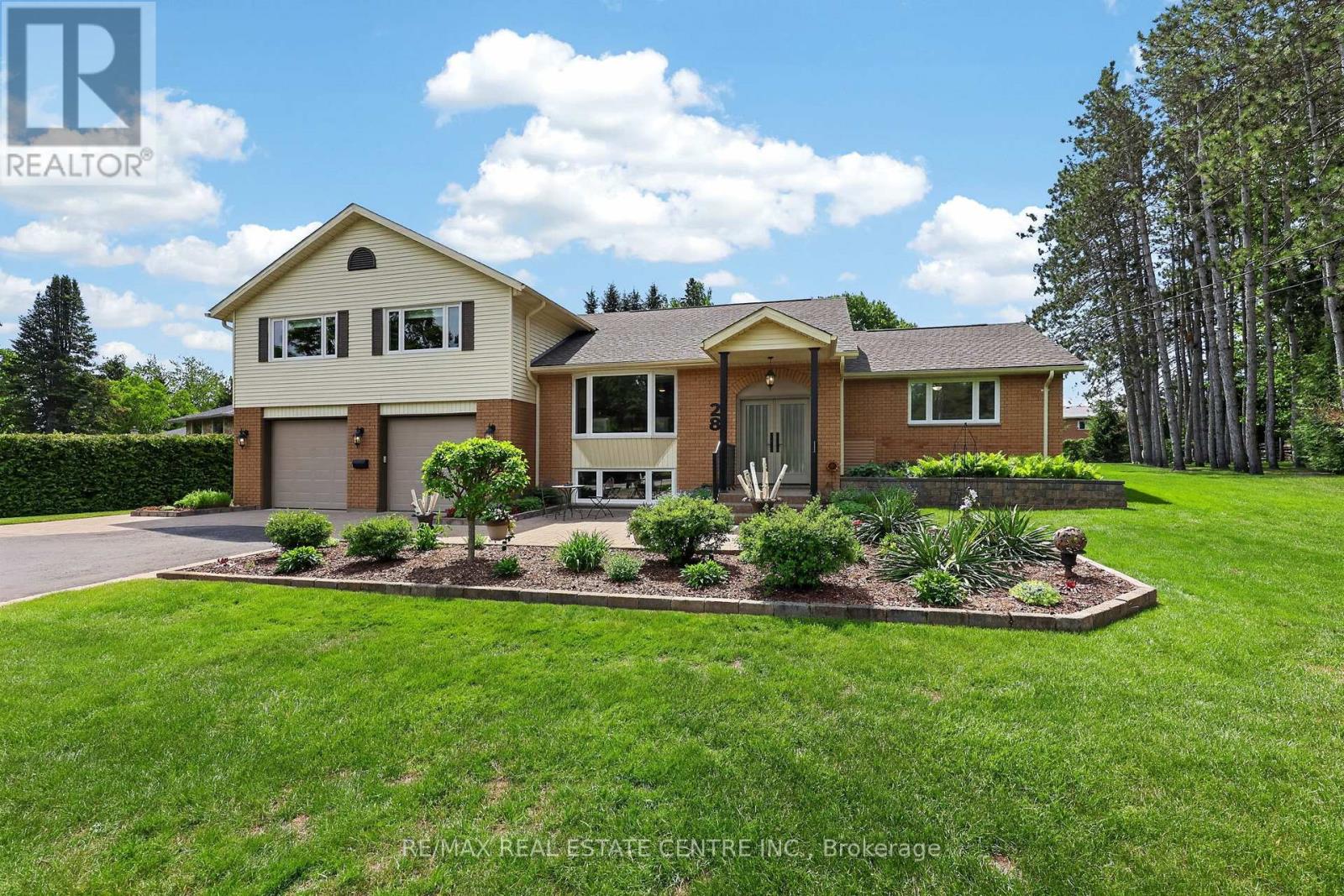28 Starrview Crescent, Mono, Ontario  L9W 3B1 - Photo 4 - X13420948