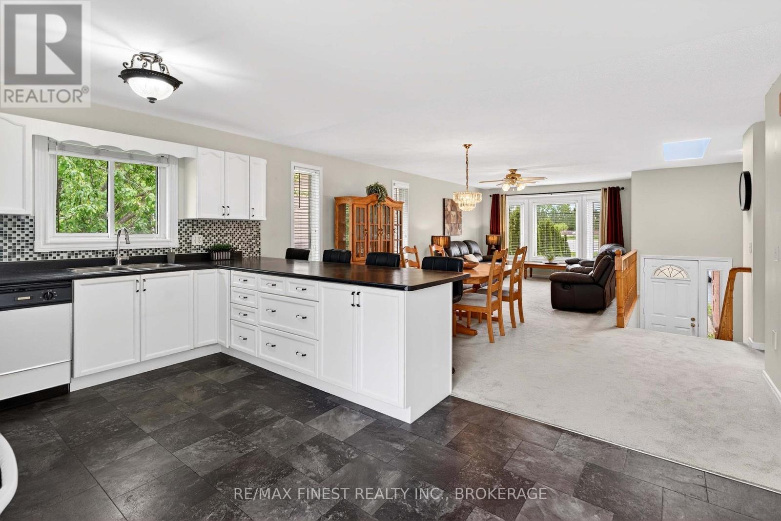 52 Johnson Street, Prince Edward County, Ontario  K0K 2T0 - Photo 6 - X13421126