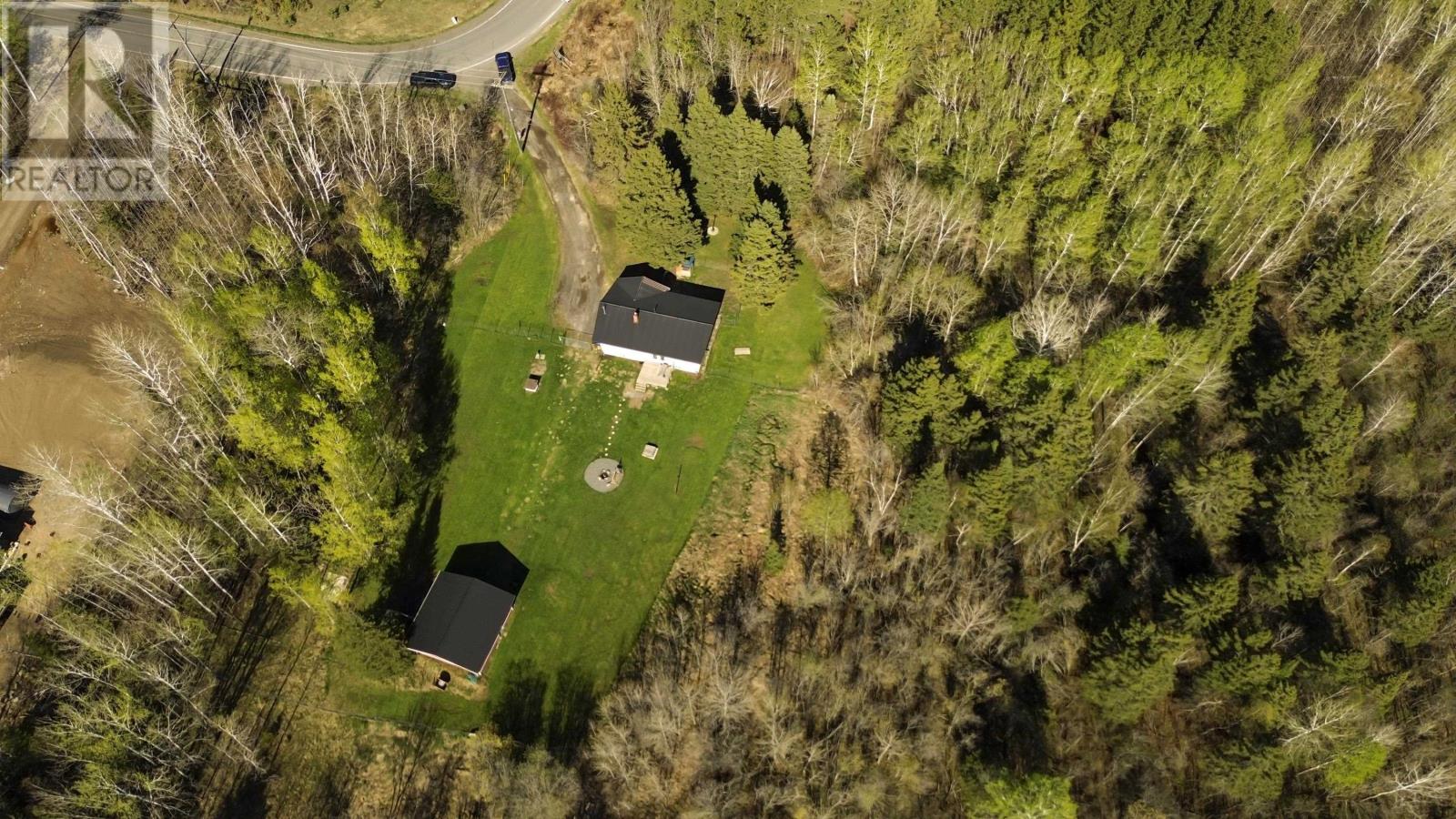 6301 Loch Lomond Rd, Thunder Bay, Ontario  P7K 1C1 - Photo 2 - TB2601281