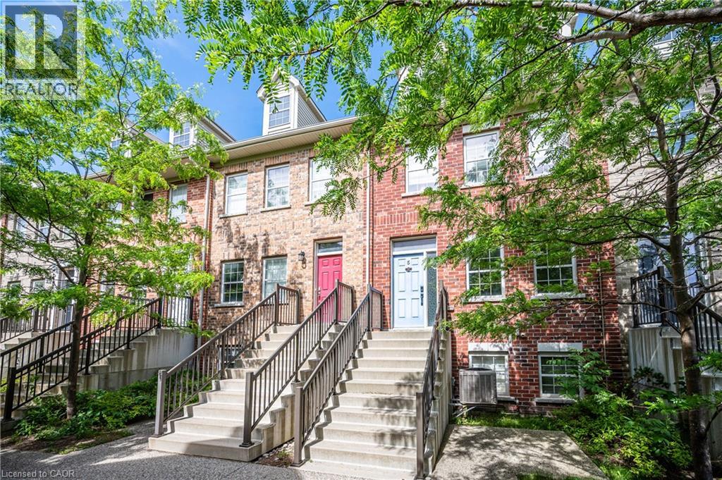 5 WHITEHAVEN Lane, Kitchener, Ontario