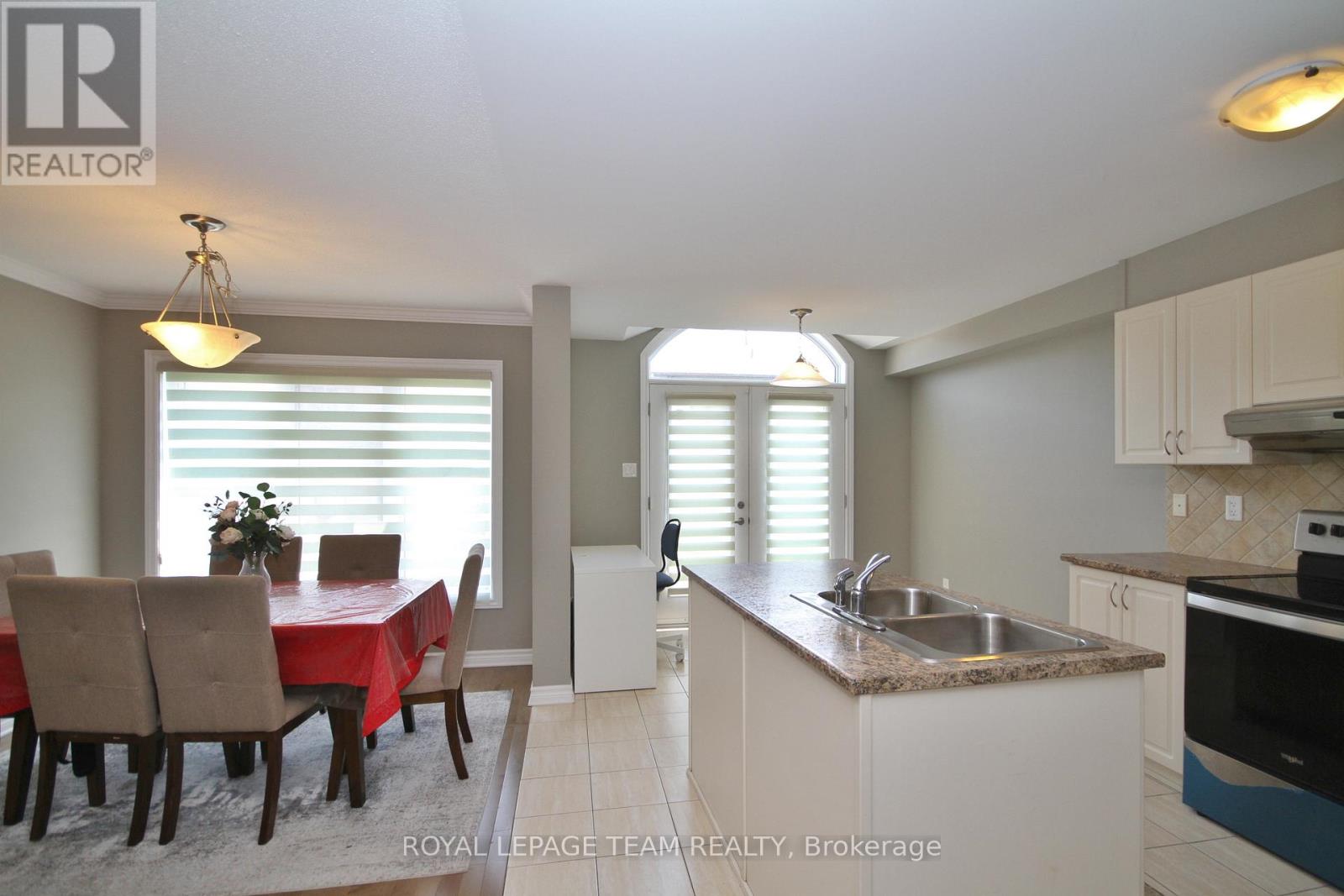 302 Tourmaline Crescent, Ottawa, Ontario K2J 3T9 - Photo 10 - X13421040