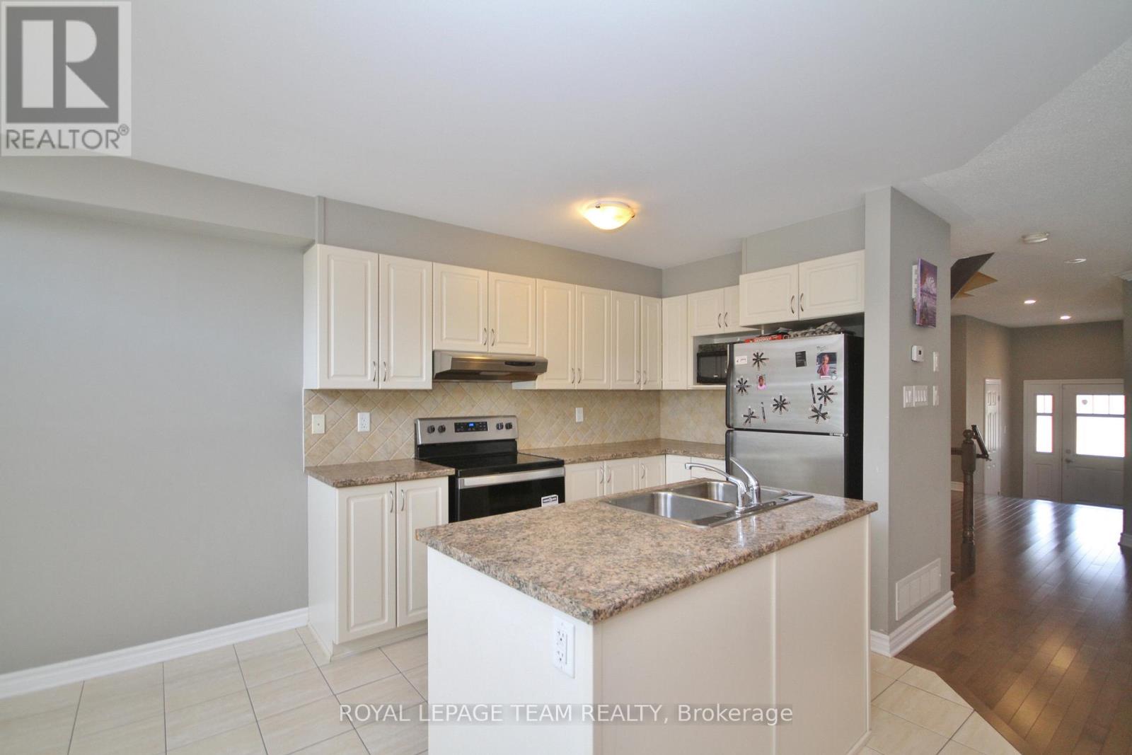 302 Tourmaline Crescent, Ottawa, Ontario K2J 3T9 - Photo 11 - X13421040