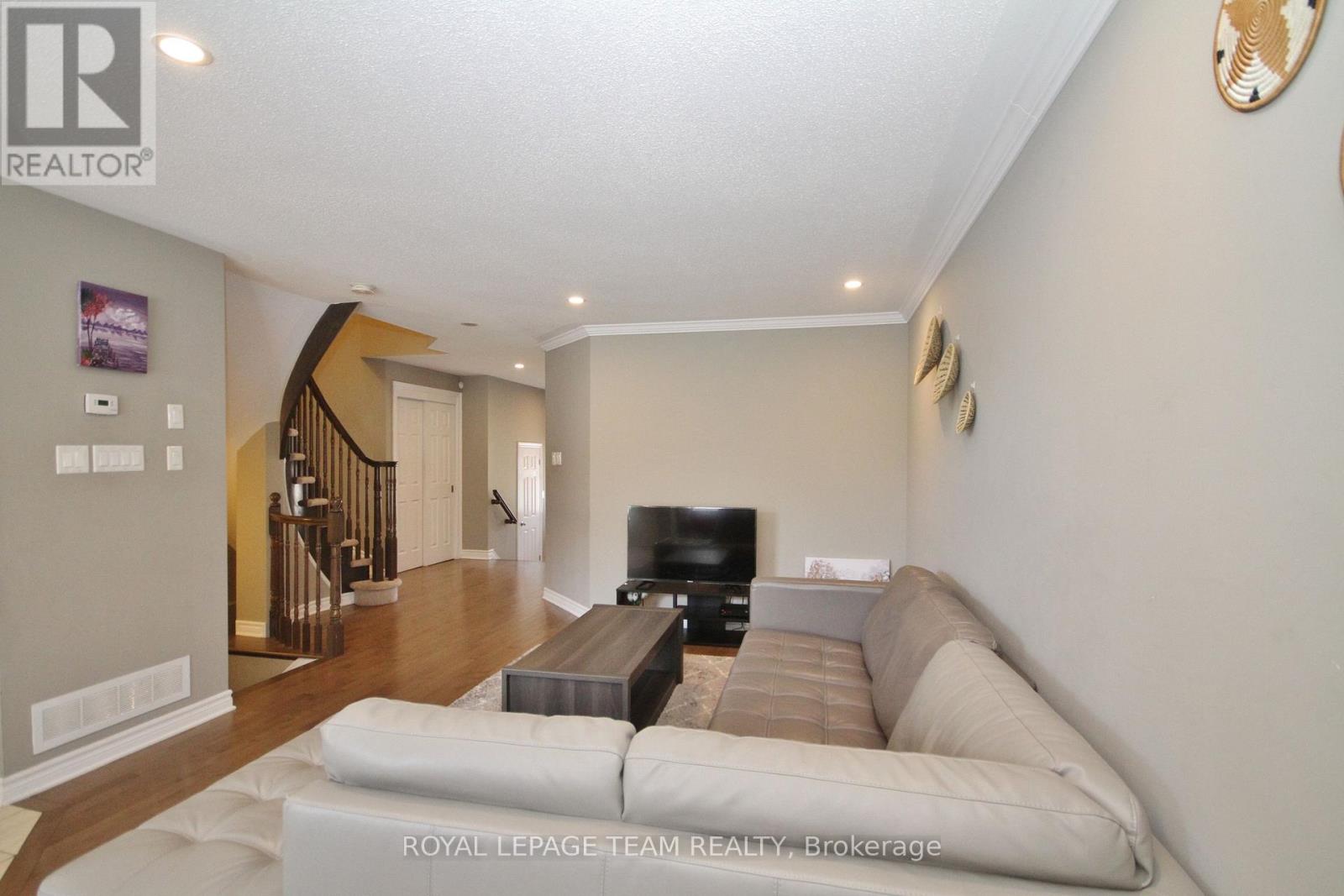 302 Tourmaline Crescent, Ottawa, Ontario K2J 3T9 - Photo 7 - X13421040
