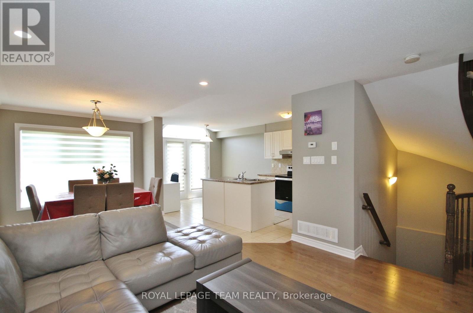 302 Tourmaline Crescent, Ottawa, Ontario K2J 3T9 - Photo 8 - X13421040