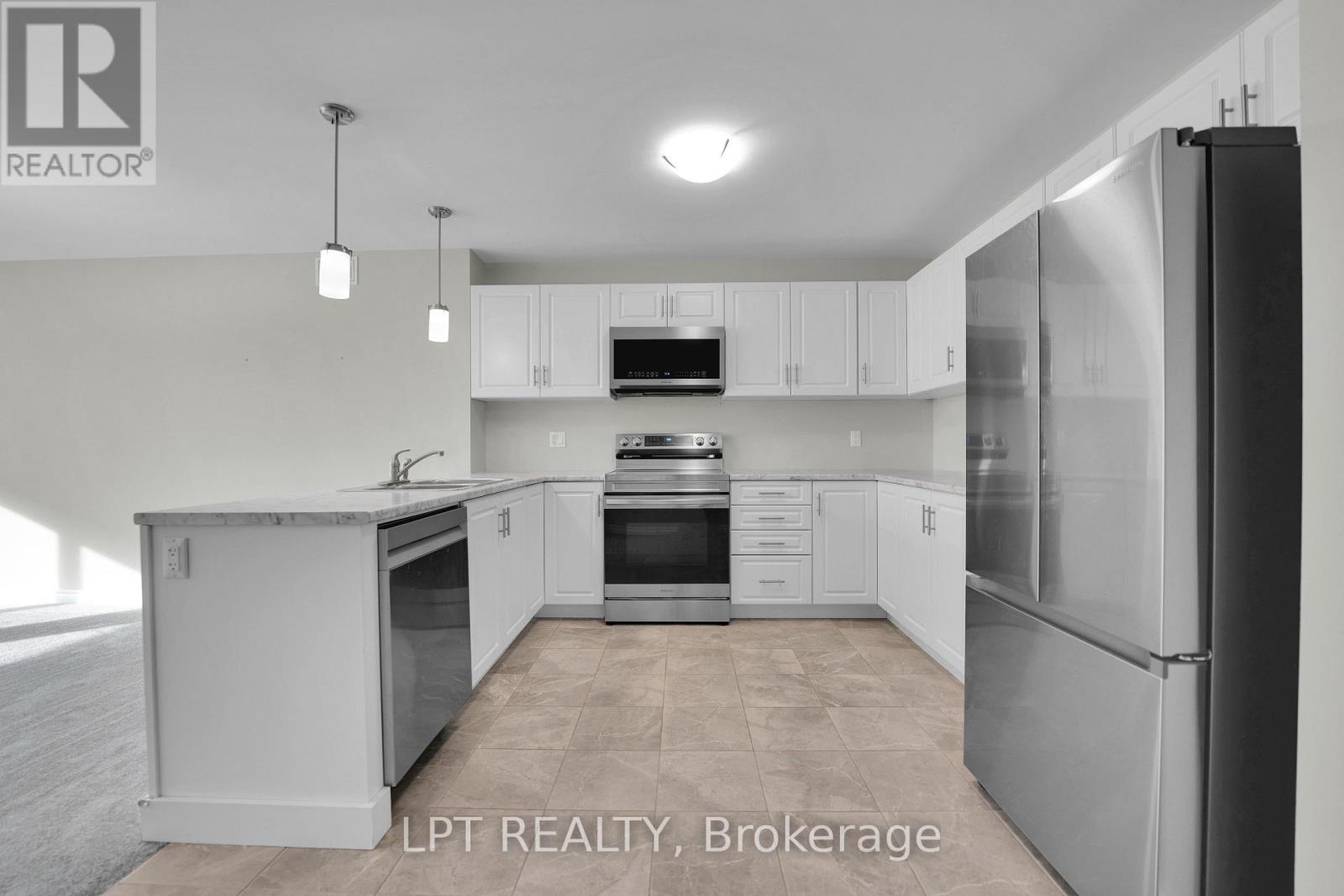 54 Griffith Way, Carleton Place, Ontario  K7C 4G4 - Photo 4 - X13421058