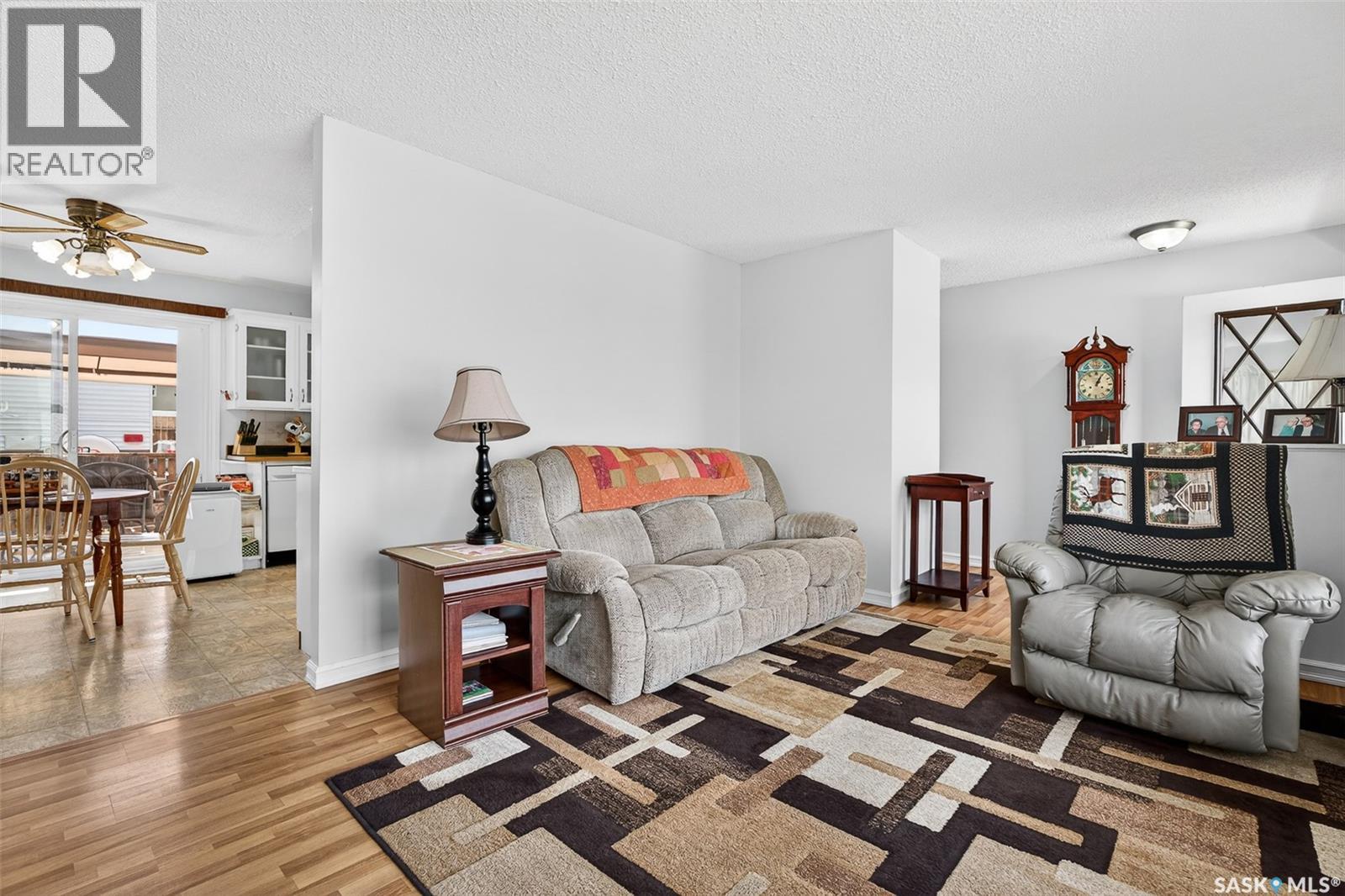 1031 Ross Street E, Moose Jaw, Saskatchewan  S6H 7H4 - Photo 9 - SK038085