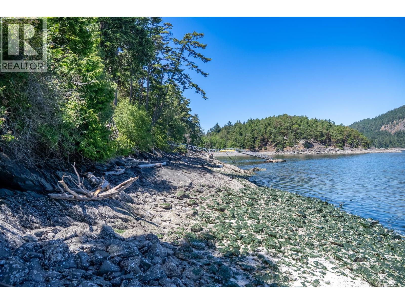 7911 Bedwell Drive, Pender Island, British Columbia  V0N 2M2 - Photo 4 - R3133944