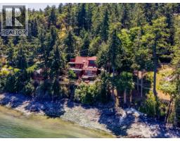 7911 BEDWELL DRIVE, Pender Island, British Columbia