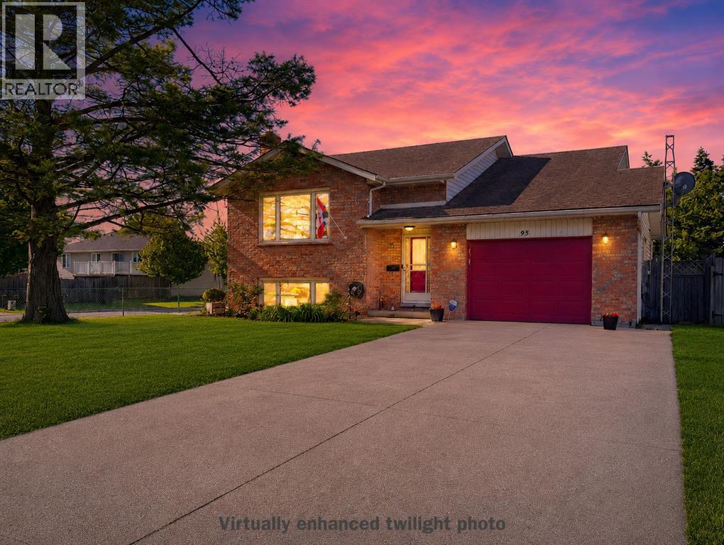 95 Turner DRIVE, Sarnia, Ontario
