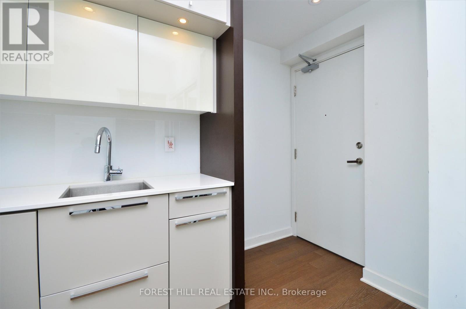 3601 - 15 Grenville Street, Toronto, Ontario  M4Y 1A1 - Photo 2 - C13421010