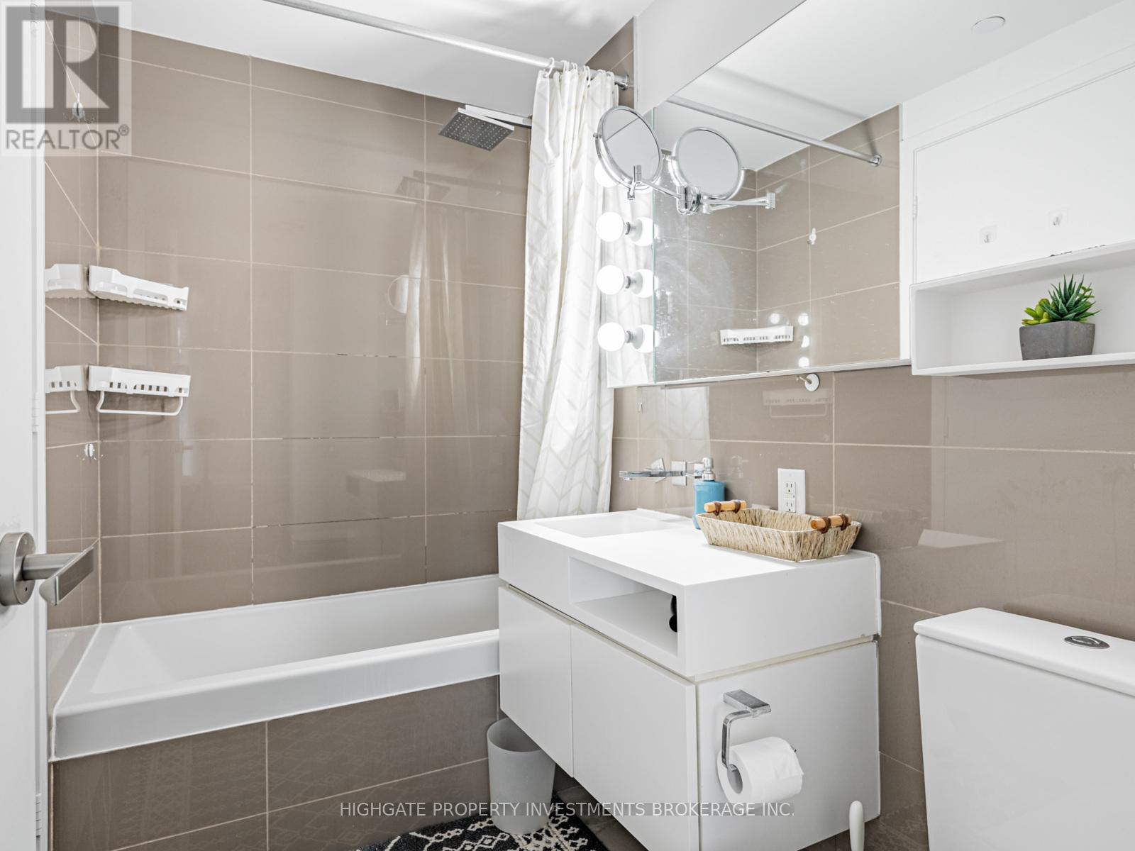 1801 - 45 Charles Street E, Toronto, Ontario  M4Y 1S2 - Photo 15 - C13421108