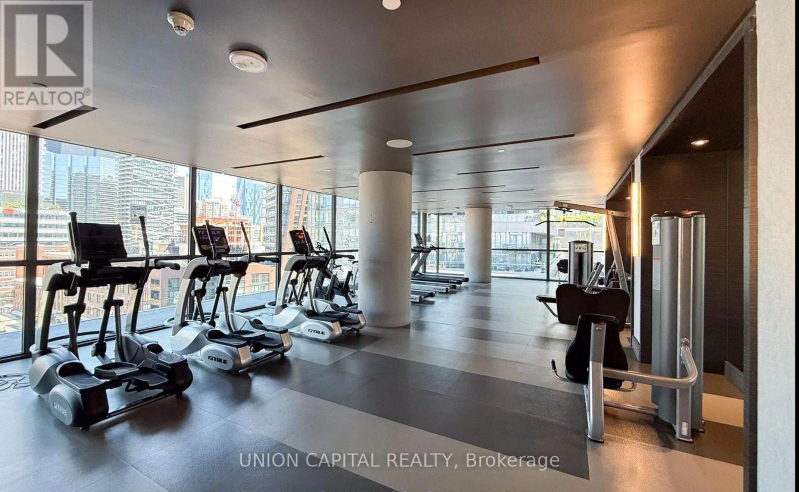 2406 - 290 Adelaide Street W, Toronto, Ontario  M5V 1P6 - Photo 15 - C13421128