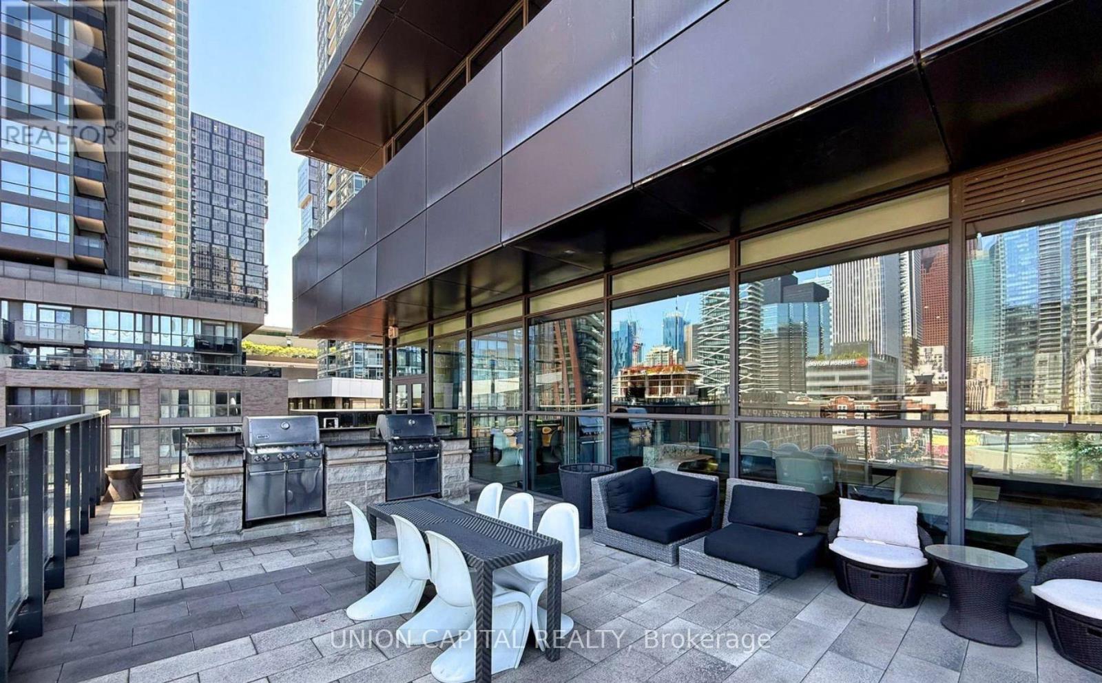 2406 - 290 Adelaide Street W, Toronto, Ontario  M5V 1P6 - Photo 16 - C13421128