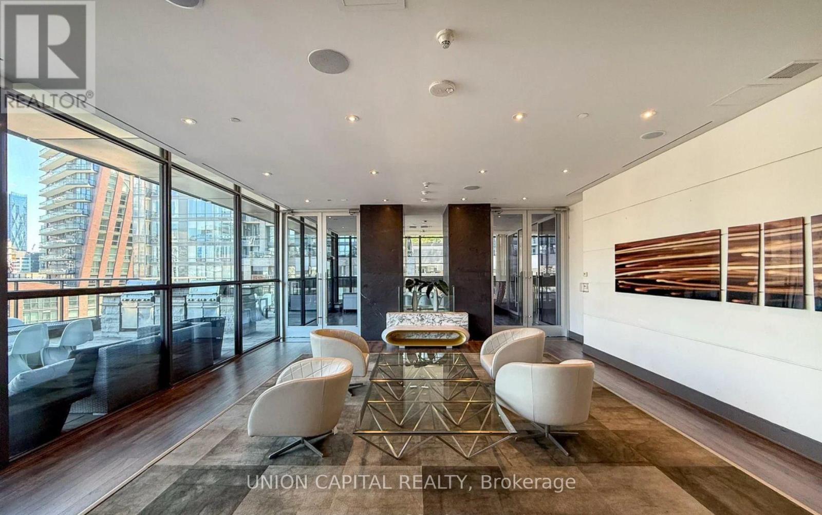 2406 - 290 Adelaide Street W, Toronto, Ontario  M5V 1P6 - Photo 17 - C13421128