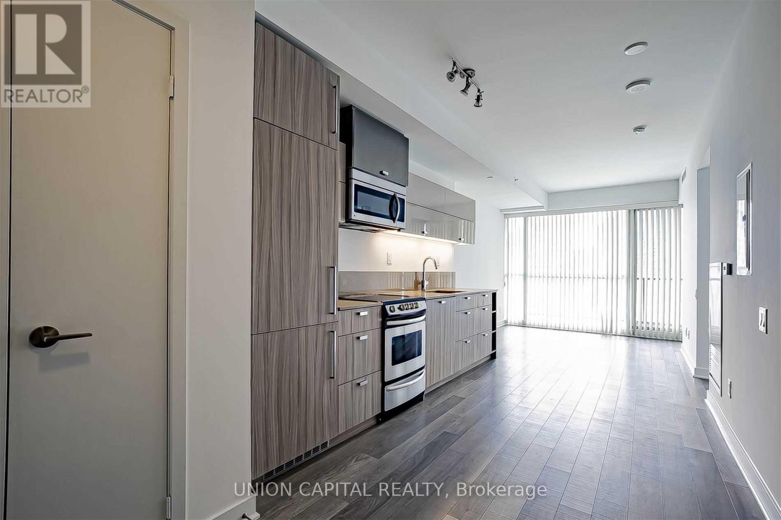 2406 - 290 Adelaide Street W, Toronto, Ontario  M5V 1P6 - Photo 3 - C13421128