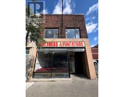566 ST CLAIR AVENUE W, Toronto, Ontario