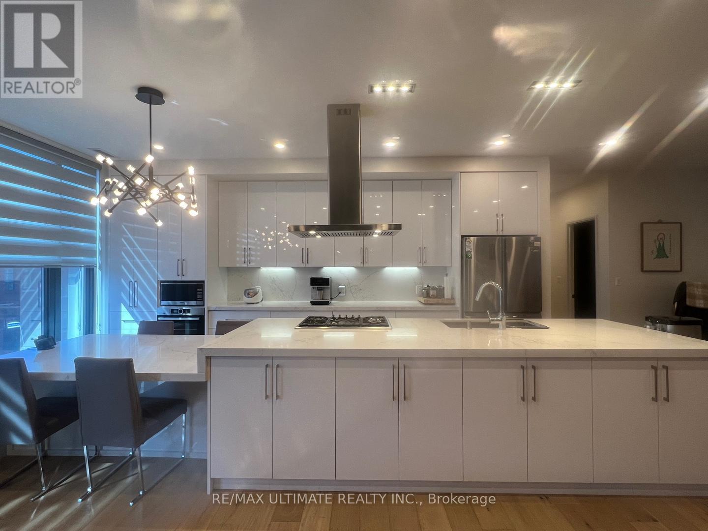 172 Harbord Street, Toronto, Ontario  M5S 1H4 - Photo 9 - C13421132