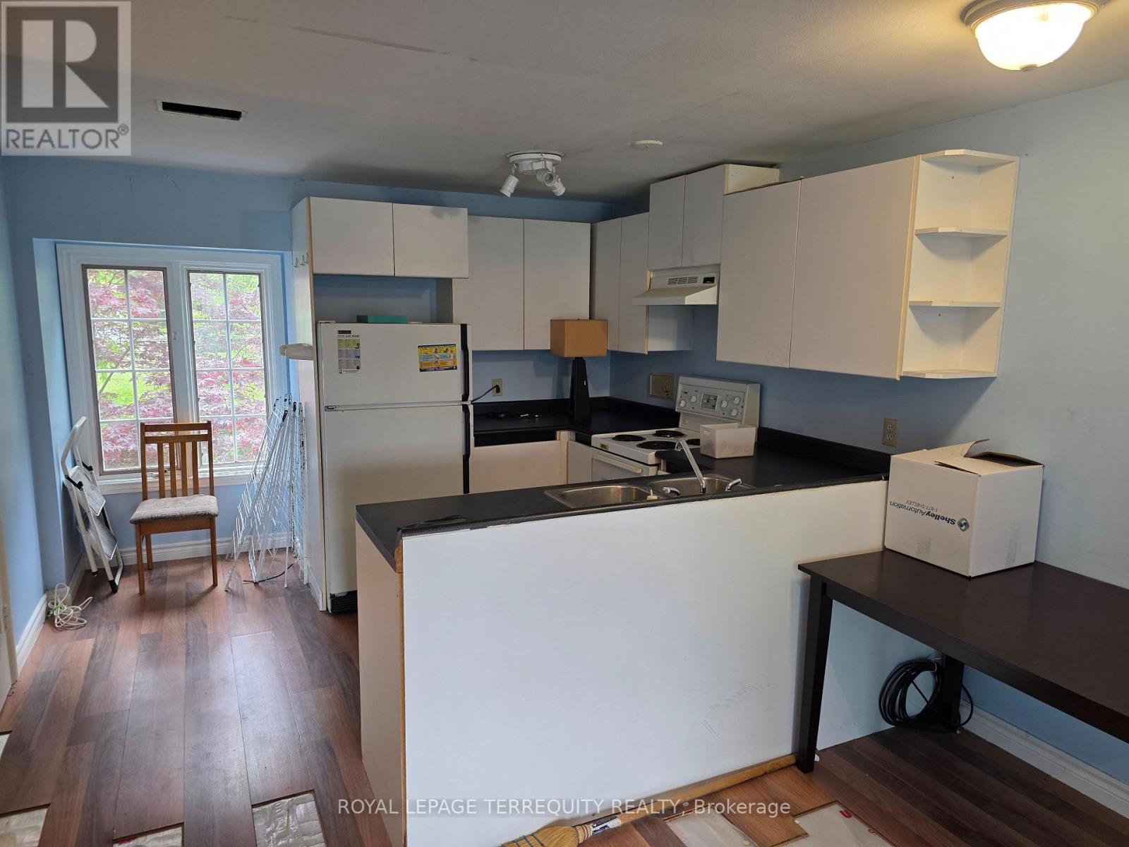 519 Henry Street, Whitby, Ontario  L1N 5C9 - Photo 8 - E13421084