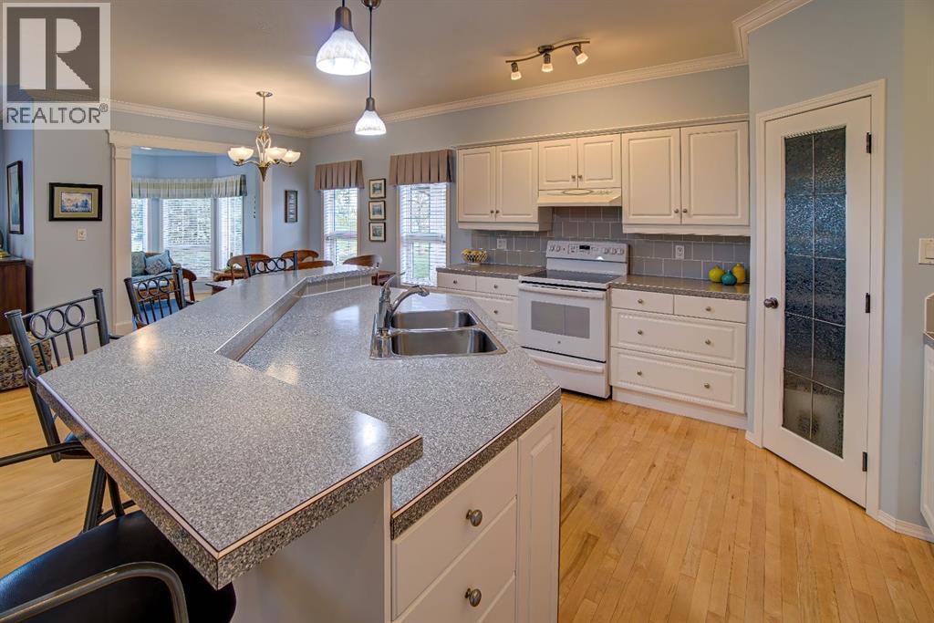 8 Link Spur, Claresholm, Alberta  T0L 0T0 - Photo 6 - A2298303