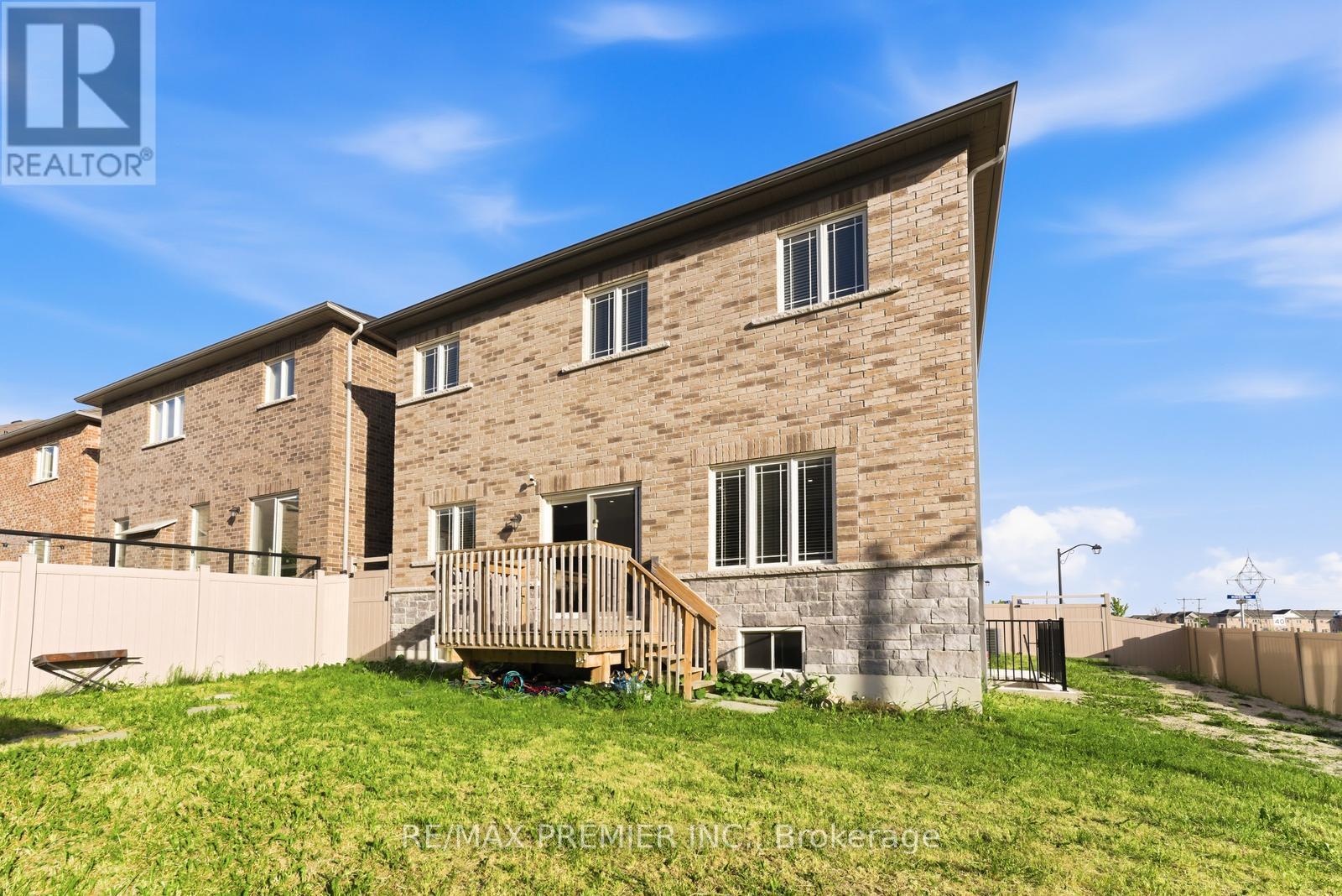 122 Mckenzie Way, Bradford West Gwillimbury (Bradford), Ontario  L3Z 4J4 - Photo 45 - N13421034