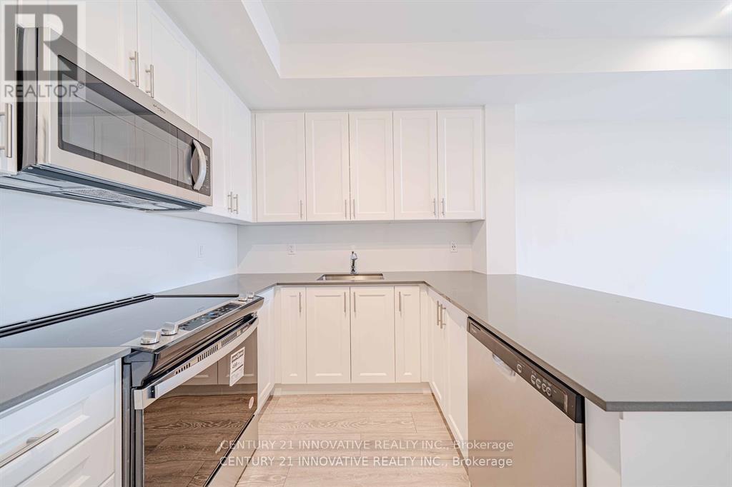 10 - 16 Lytham Green Circle, Newmarket, Ontario  L3Y 0H5 - Photo 17 - N13421078