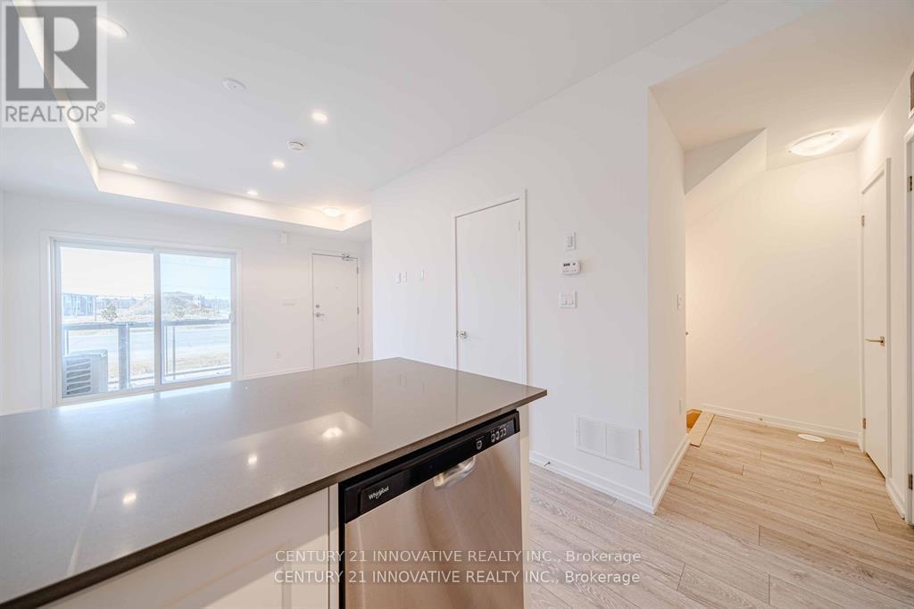 10 - 16 Lytham Green Circle, Newmarket, Ontario  L3Y 0H5 - Photo 19 - N13421078