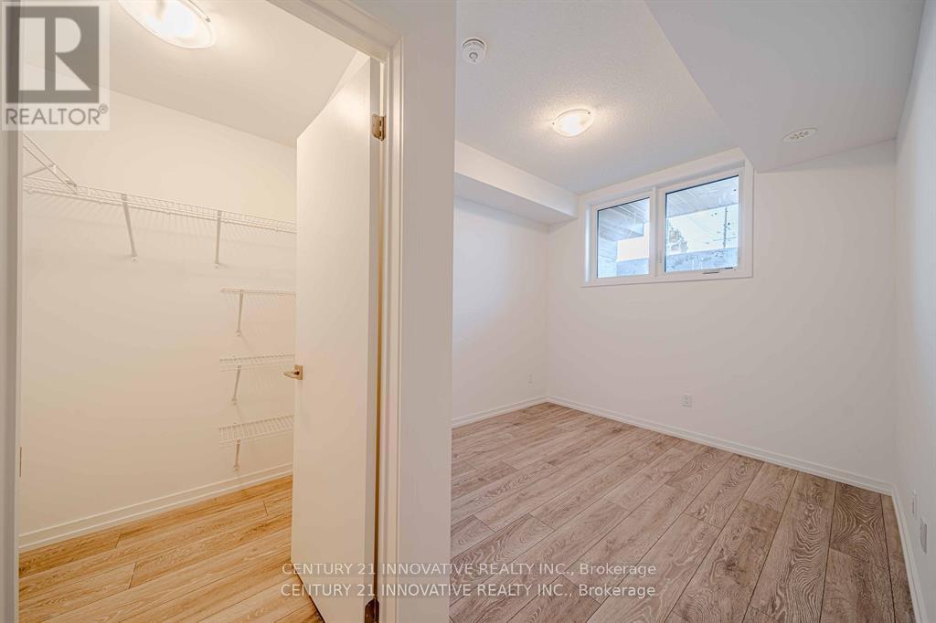 10 - 16 Lytham Green Circle, Newmarket, Ontario  L3Y 0H5 - Photo 29 - N13421078