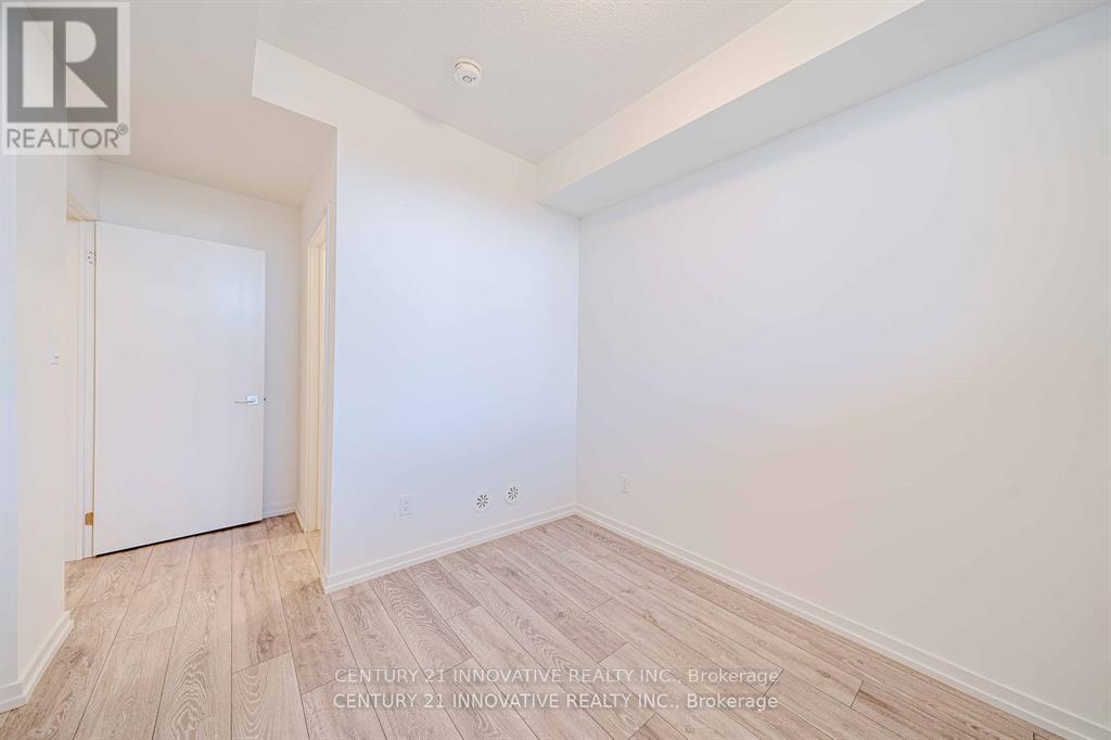 10 - 16 Lytham Green Circle, Newmarket, Ontario  L3Y 0H5 - Photo 35 - N13421078
