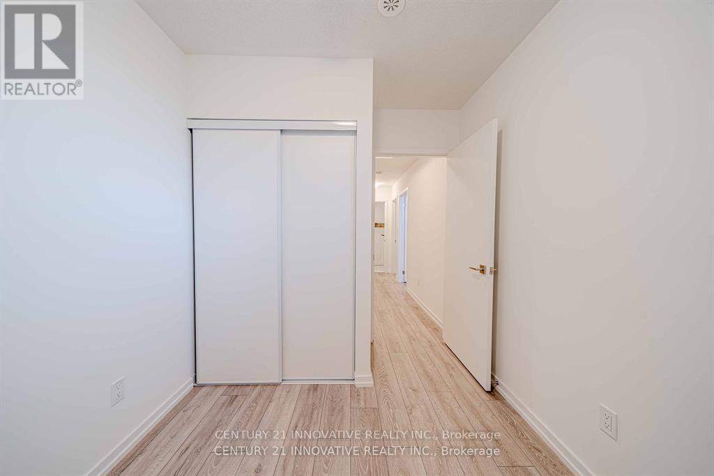 10 - 16 Lytham Green Circle, Newmarket, Ontario  L3Y 0H5 - Photo 40 - N13421078