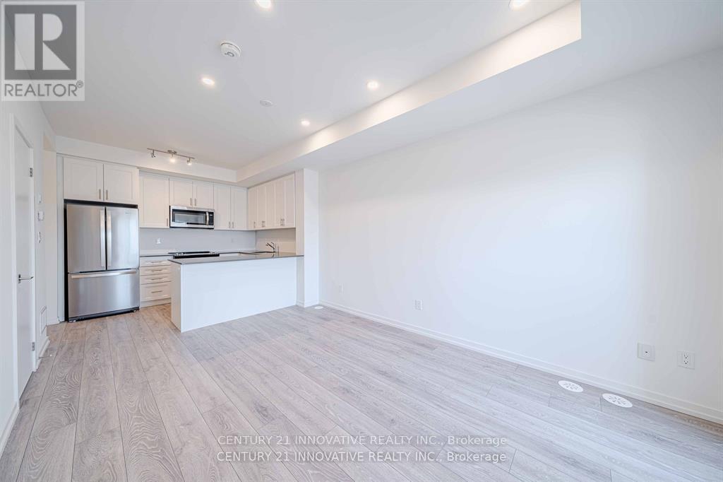 10 - 16 Lytham Green Circle, Newmarket, Ontario  L3Y 0H5 - Photo 7 - N13421078