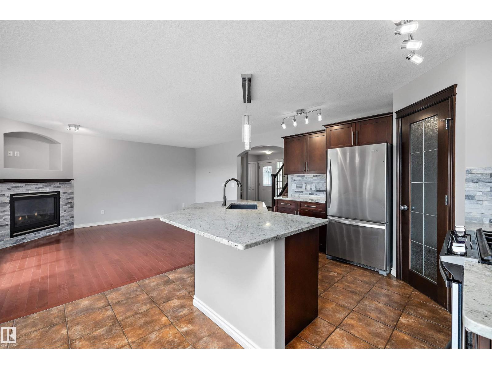 205 Macewan Rd Sw, Edmonton, Alberta  T6W 1R2 - Photo 12 - E4492618