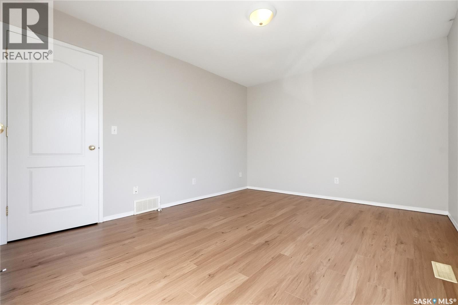 203 670 Kenderdine Road, Saskatoon, Saskatchewan  S7N 4W2 - Photo 18 - SK038737