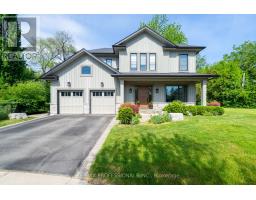 18 FLORENCE DRIVE, Oakville, Ontario