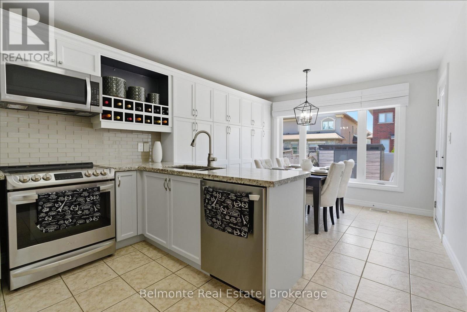 52 Lady May Drive, Whitby, Ontario  L1R 3A7 - Photo 10 - E13421426