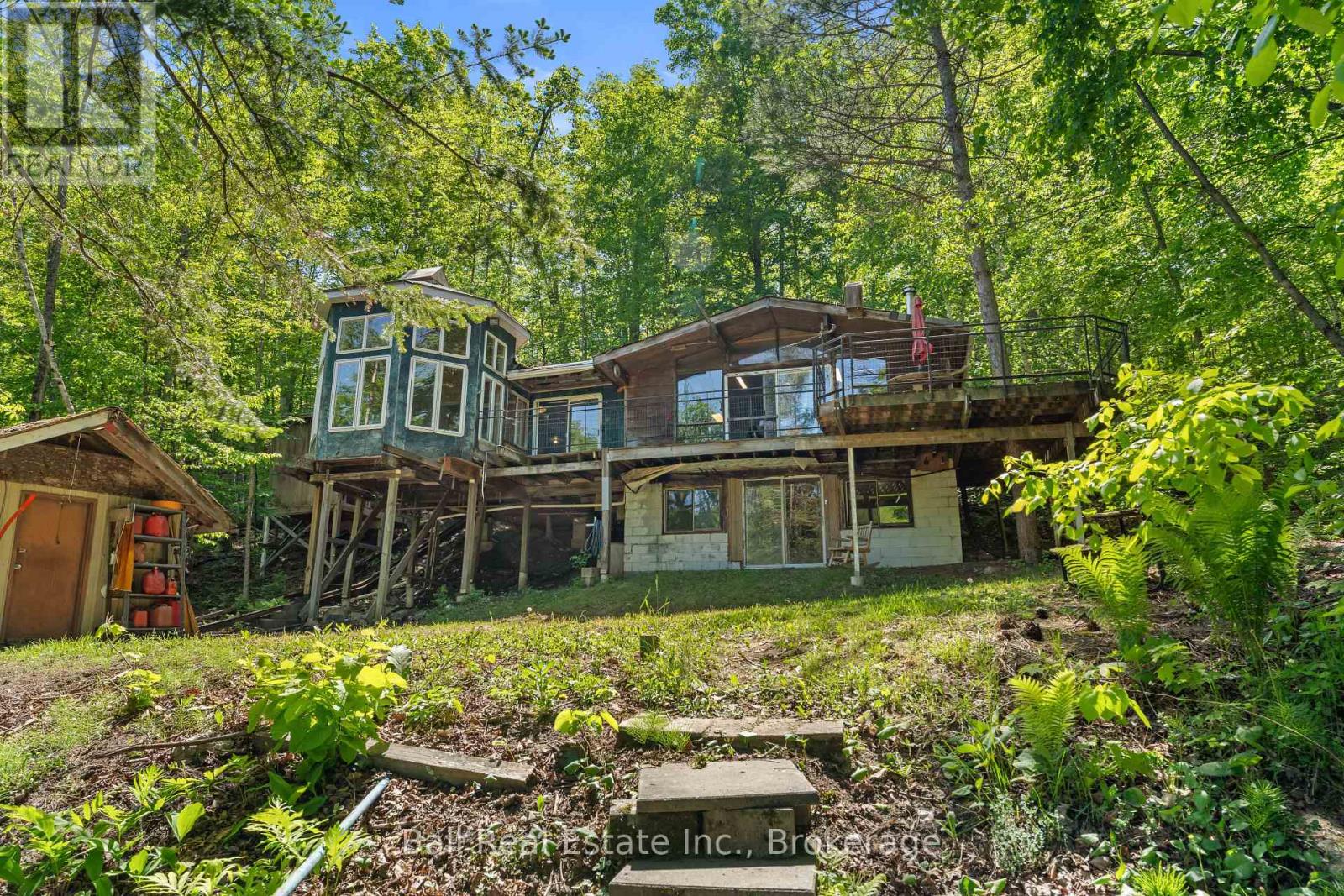 1021 SPENCER'S TRAIL, Highlands East, Ontario