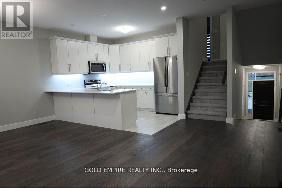 38 - 745 Chelton Road, London South, Ontario  N6M 0A2 - Photo 2 - X13421198