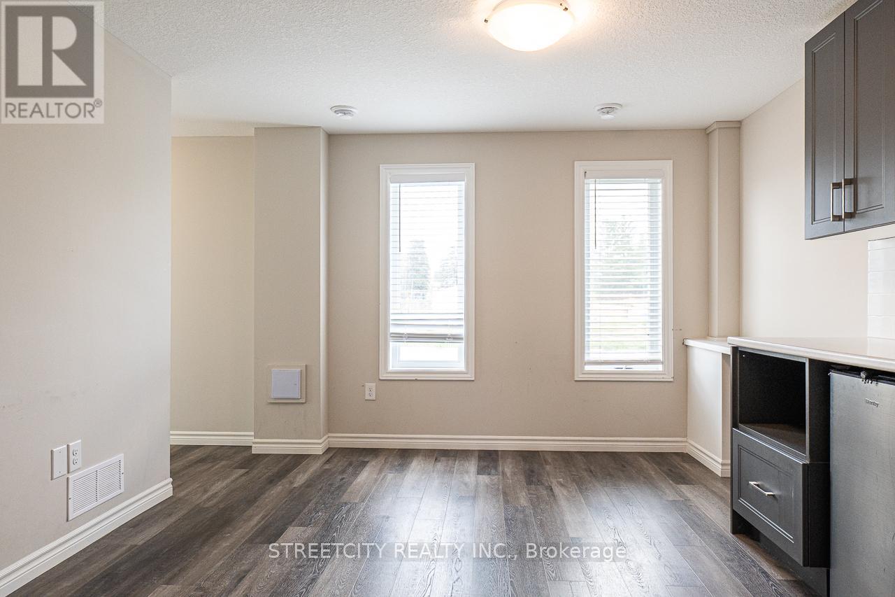 381 Callaway Road, London North, Ontario  N6G 0N8 - Photo 5 - X13421286