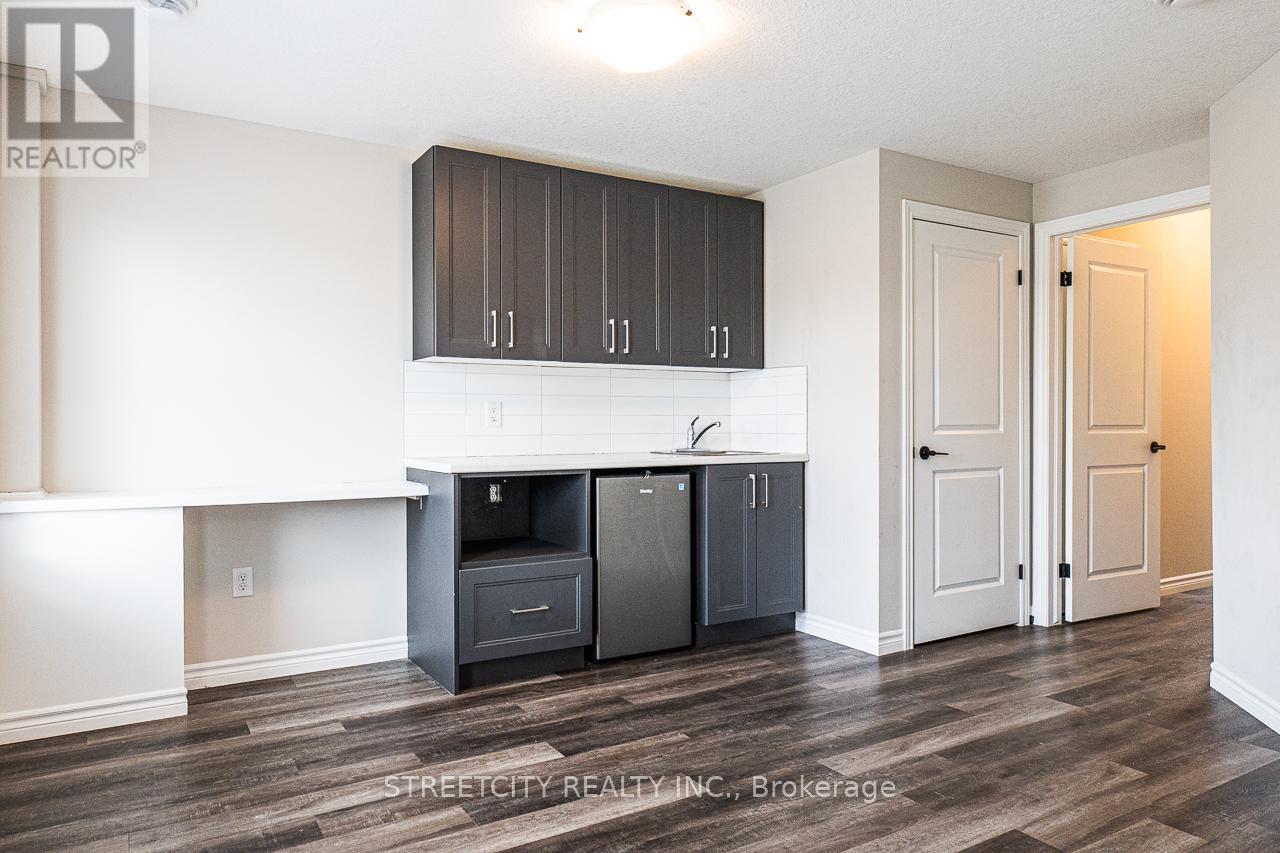 381 Callaway Road, London North, Ontario  N6G 0N8 - Photo 7 - X13421286